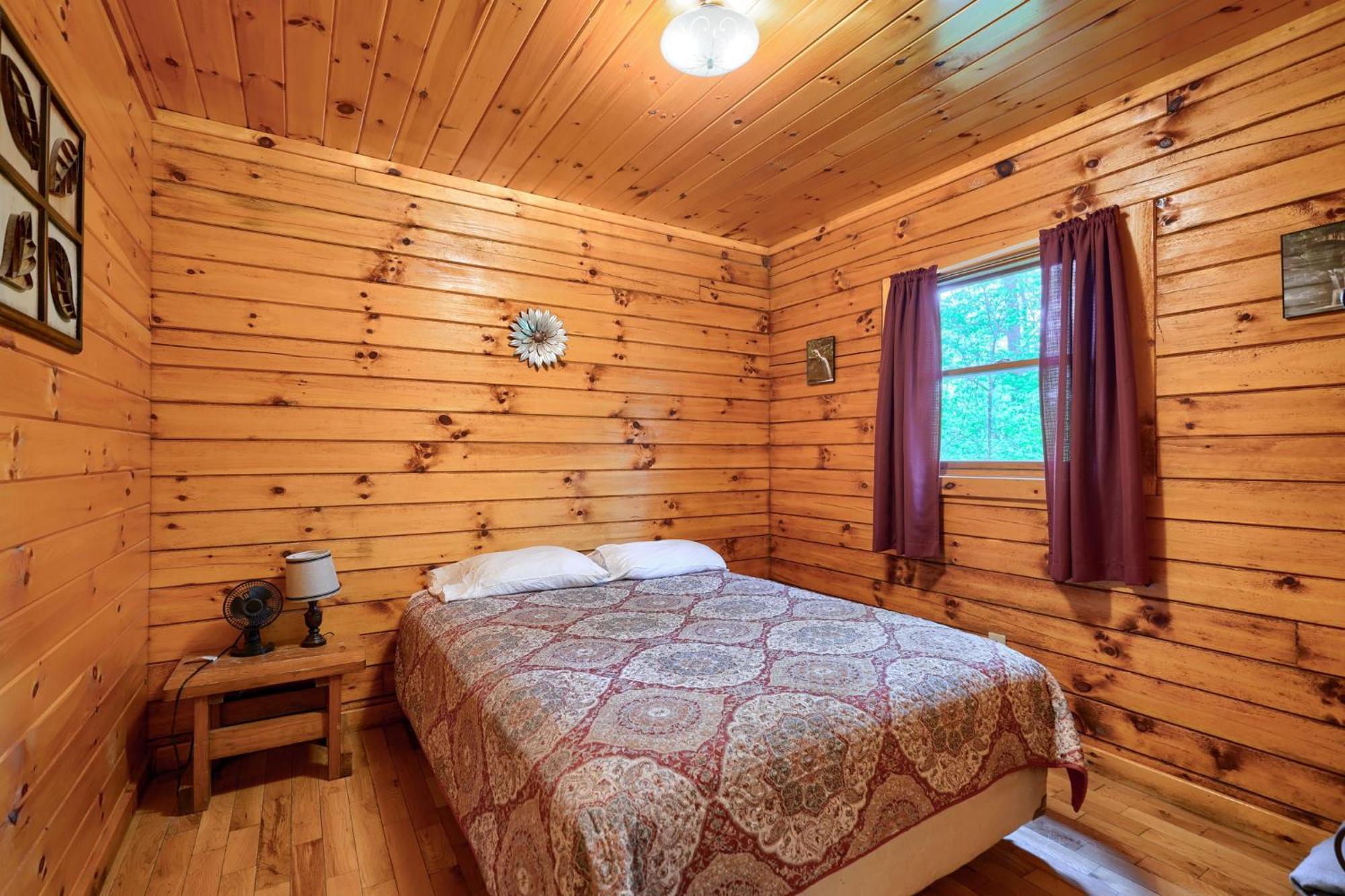 Blue Rose Cabins - Pine Ridge Cabin Logan Exteriér fotografie